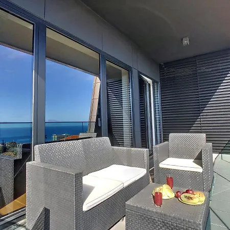 Lynx Barreiros By Lovelystay Funchal (Madeira)