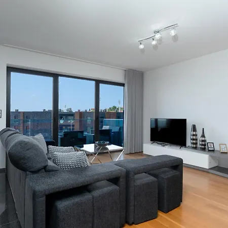 Apartment Lynx Barreiros - Pool & Sea View By Lovelystay