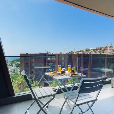 Apartment Lynx Barreiros - Pool & Sea View By Lovelystay Funchal (Madeira)