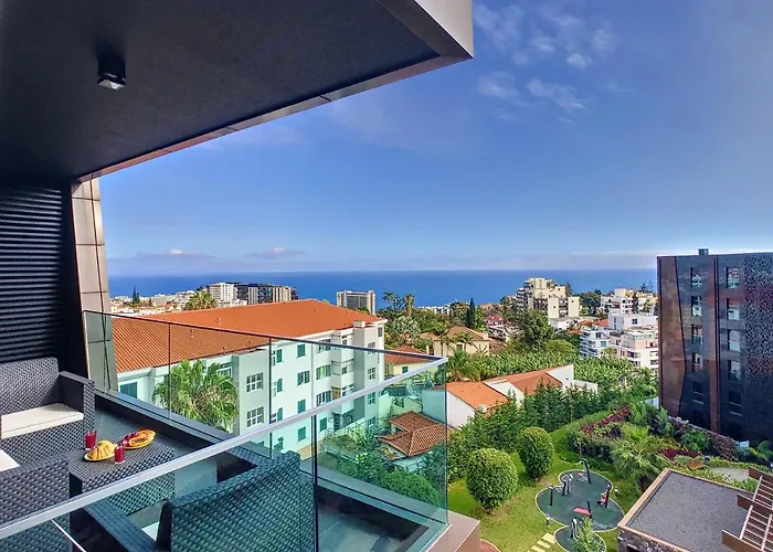 Lynx Barreiros By Lovelystay * Funchal (Madeira)